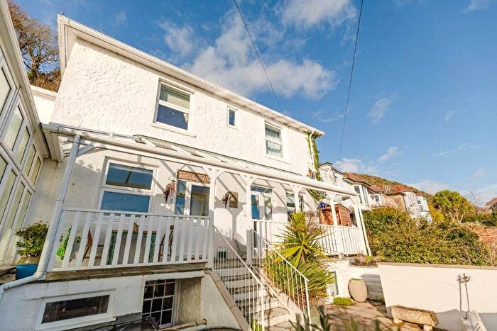 5 Bedroom Semi-Detached House To Rent In Spring Hill, PO38