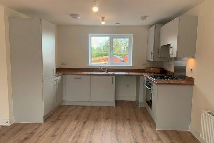 2 Bedroom Flat To Rent In Bolsover Drive, Stafford, ST16