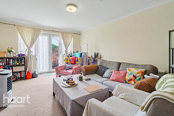 2 Bedroom Flat For Sale In Review Road, Dagenham, RM10