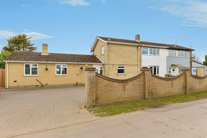 4 Bedroom Semi Detached House For Sale In Low Road, Harwich, CO12