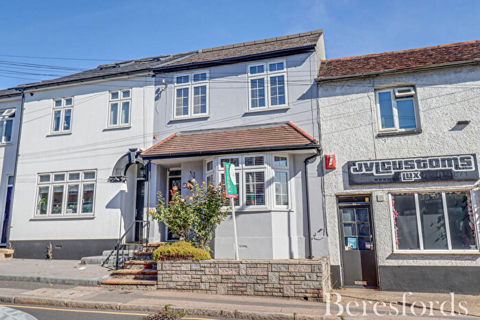 3 Bedroom Terraced House For Sale In Kings Road, Brentwood, CM14