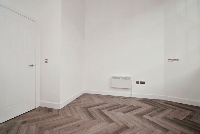 1 Bedroom Flat For Sale In Canal Street, Wigston, Leicestershire, LE18