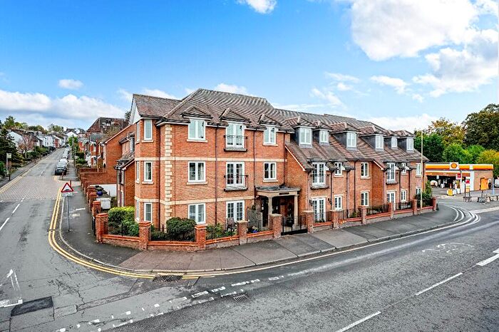 1 Bedroom Retirement Property For Sale In High Street, Berkhamsted, Hertfordshire, HP4