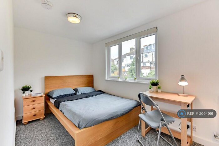 6 Bedroom Terraced House To Rent In Milner Road, Brighton, BN2