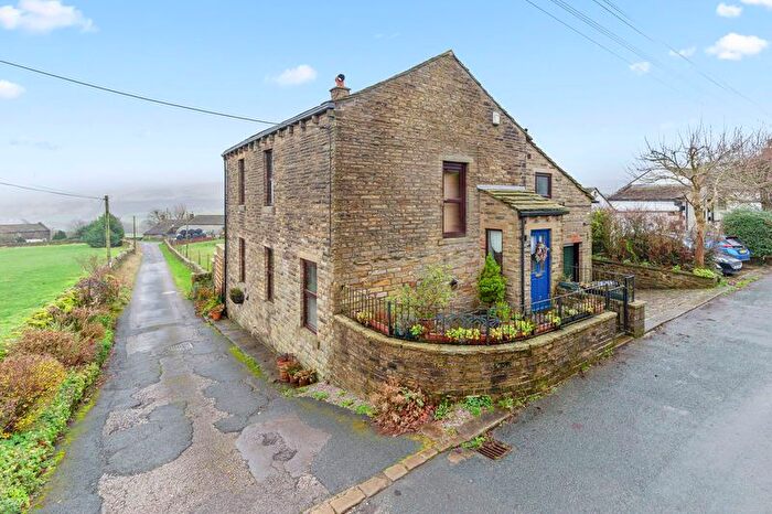 4 Bedroom Property For Sale In Upper Marsh Lane, Keighley, BD22