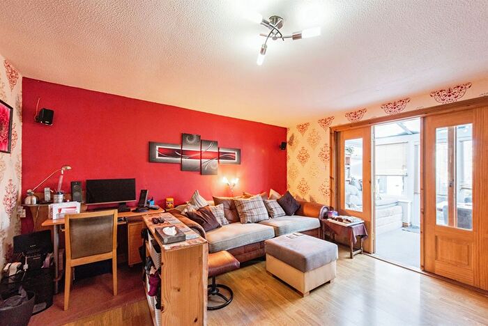 3 Bedroom Terraced House For Sale In Ripon Way, Thetford, IP24