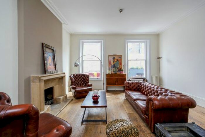 2 Bedroom Flat To Rent In Portobello Road, London, W11