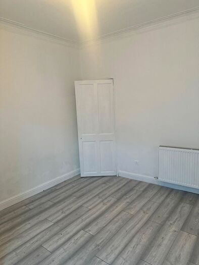 2 Bedroom Terraced House To Rent In Great Central Avenue, Doncaster, DN4