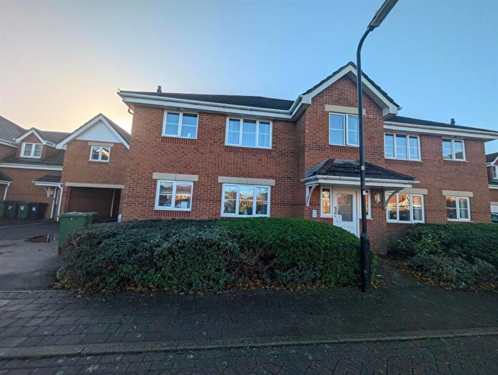 2 Bedroom Maisonette For Sale In George Wright Close, Eastleigh, SO50