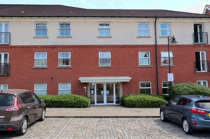 2 Bedroom Apartment To Rent In Olsen Rise, Lincoln, LN2
