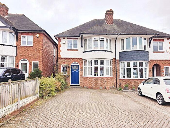 3 Bedroom Semi-Detached House For Sale In Wrekin Road, Boldmere, Sutton Coldfield, B73