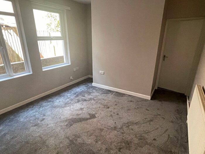 1 Bedroom Flat To Rent In Bath Street, Rhyl, LL18