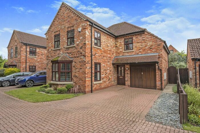 4 Bedroom Detached House For Sale In Burrells Close, Haxey, Doncaster, DN9