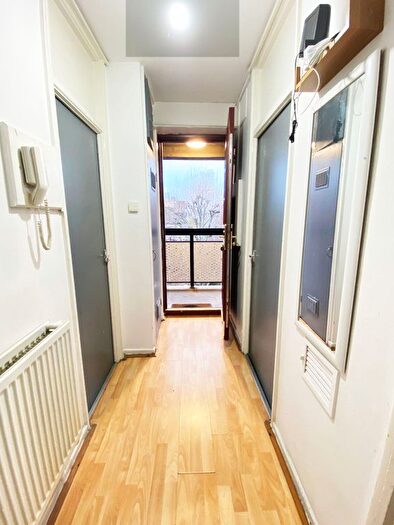 2 Bedroom Flat To Rent In Hobsons Place, Aldgate East/ Brick Lane, E1