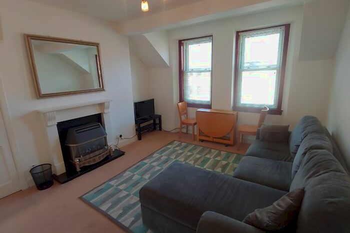 1 Bedroom Flat To Rent In Gifford Park, Newington, Edinburgh, EH8