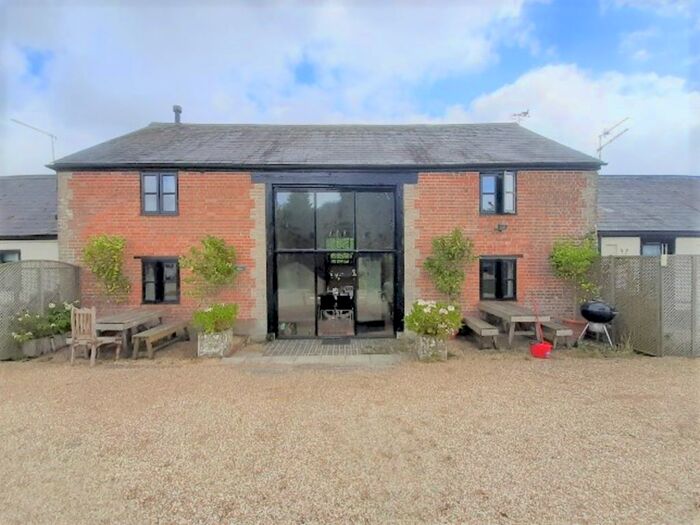 3 Bedroom Farmhouse To Rent In Sedgehill, Shaftesbury, SP7