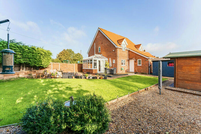 2 Bedroom Semi-Detached House For Sale In Chapel Road, Foxley, NR20