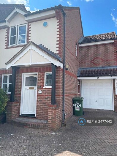 3 Bedroom Semi-Detached House To Rent In Dorchester Avenue, Harrow, HA2