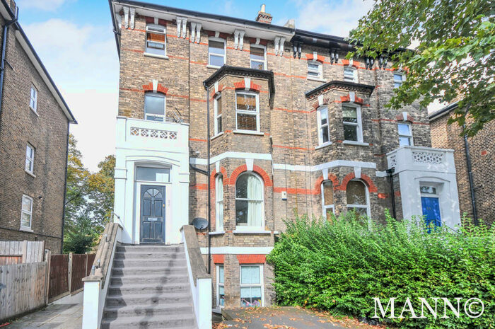 3 Bedroom Apartment To Rent In Waldram Park Road, Forest Hill, SE23