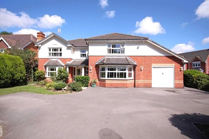 5 Bedroom Detached House For Sale In Leafy Lane, Whiteley, Fareham, PO15