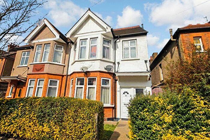 1 Bedroom Flat To Rent In Longley Road, Harrow, Middlesex, HA1
