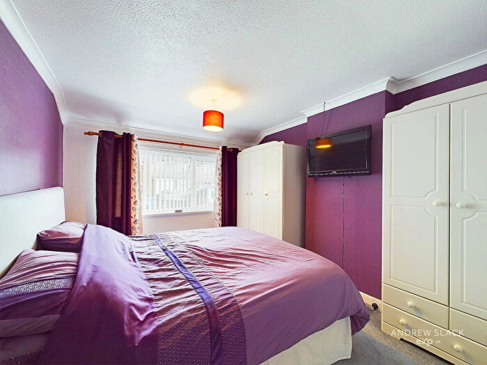 3 Bedroom Semi-Detached House For Sale In Valmont Avenue, Off Big Barn Lane, Mansfield, Nottinghamshire, NG18
