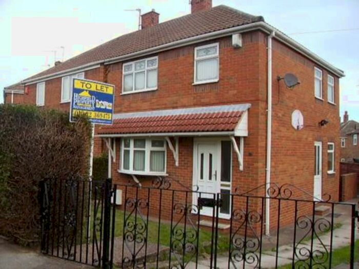 3 Bedroom Semi-Detached House To Rent In Martin Wells Road, Edlington, DN12