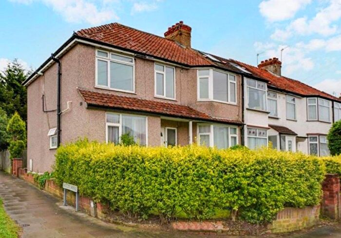 2 Bedroom Flat To Rent In Roxeth Green Avenue, HA2
