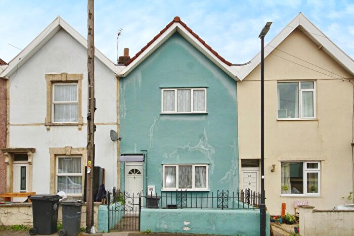 3 Bedroom Terraced House For Sale In Herbert Crescent, Bristol, BS5