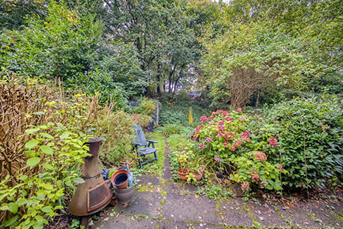 3 Bedroom Terraced House For Sale In Hilldrop Grove, Birmingham, B17
