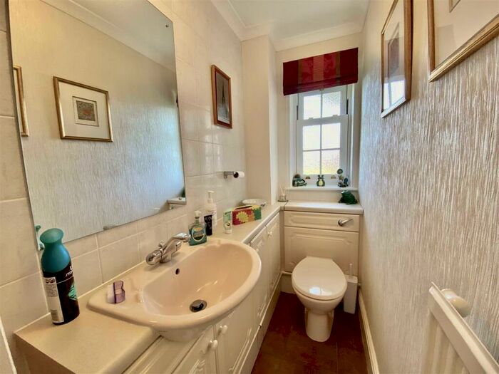 5 Bedroom Detached House For Sale In High View, Chepstow, NP16