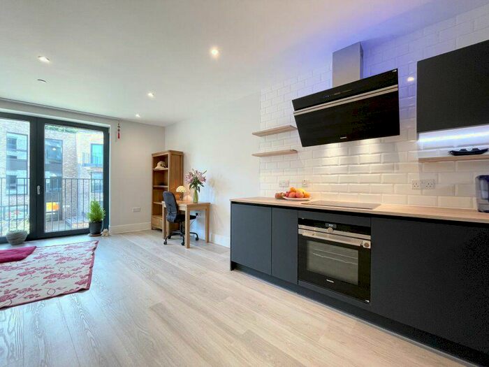 1 Bedroom Flat To Rent In The Furlong -, P17