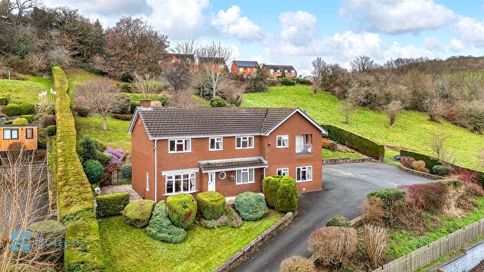 5 Bedroom Detached House For Sale In Hillside Avenue, Newtown, SY16