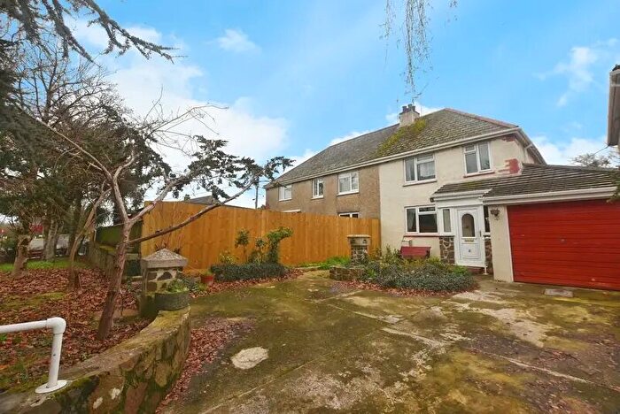 4 Bedroom Semi Detached House For Sale In Clifford Avenue, Kingsteignton, Newton Abbot, Devon., TQ12