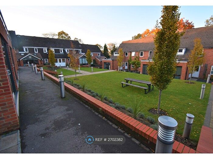 7 Bedroom Terraced House To Rent In Hillside Court, Reading, RG1