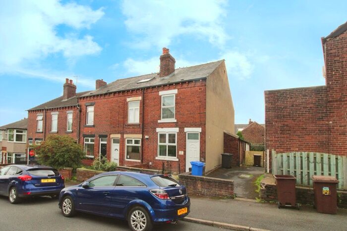 3 Bedroom End Of Terrace House To Rent In Fitzgerald Road, Sheffield, South Yorkshire, S10