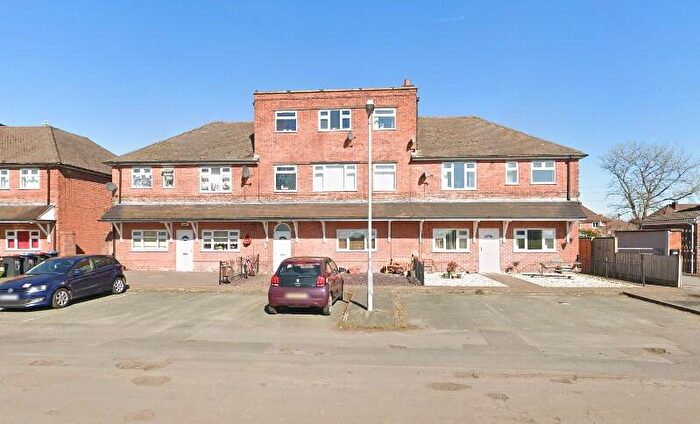 2 Bedroom Flat For Sale In B Belmont Road, Northwich, Cheshire, CW9