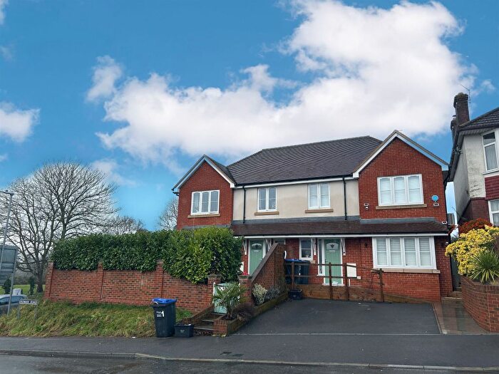 3 Bedroom Semi Detached House For Sale In Roman Road, Salisbury, SP2