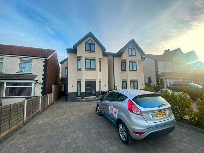 4 Bedroom Detached House To Rent In Southport Road, Scarisbrick, Southport, Lancashire, PR8