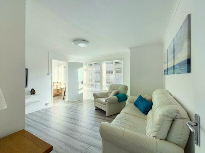 2 Bedroom Apartment To Rent In Rhodes House, Coronation Road, Portland, DT5