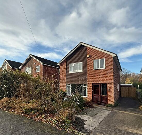 4 Bedroom Detached House For Sale In Primley Park Road, Alwoodley, LS17