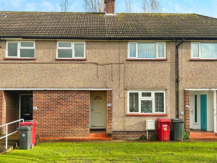 2 Bedroom Maisonette For Sale In Church Street, Chalvey, Slough, SL1