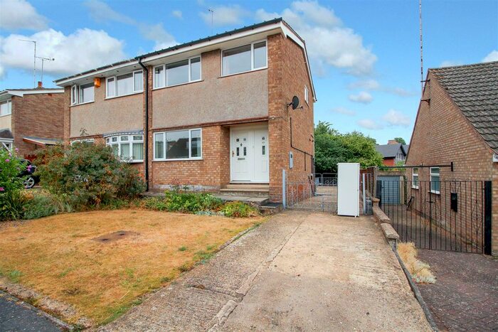 3 Bedroom Semi-Detached House To Rent In Firs Drive, Rugby, CV22