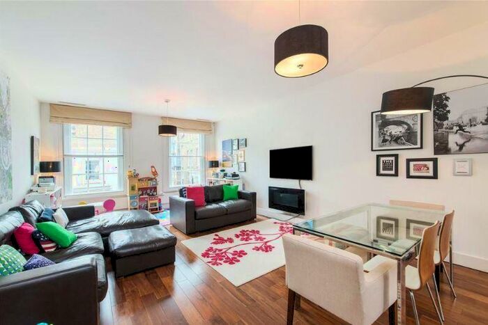 3 Bedroom Apartment To Rent In Hamilton Terrace, St Johns Wood, London, NW8