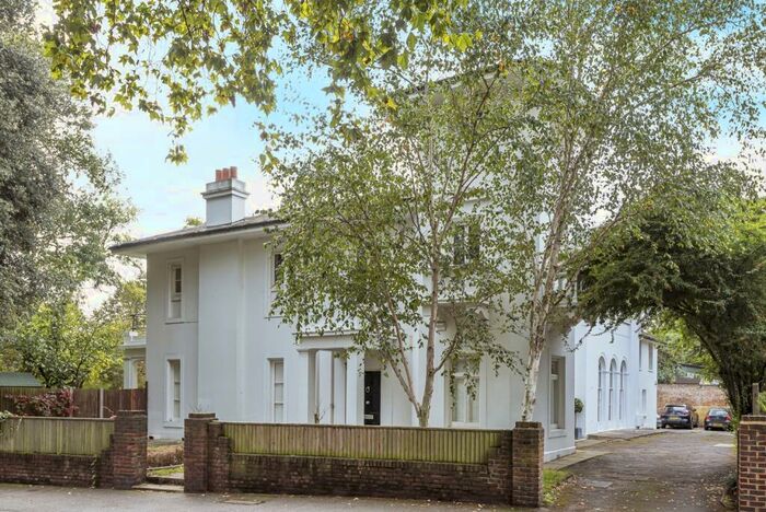 1 Bedroom Flat To Rent In Brooklands Park Blackheath, SE3