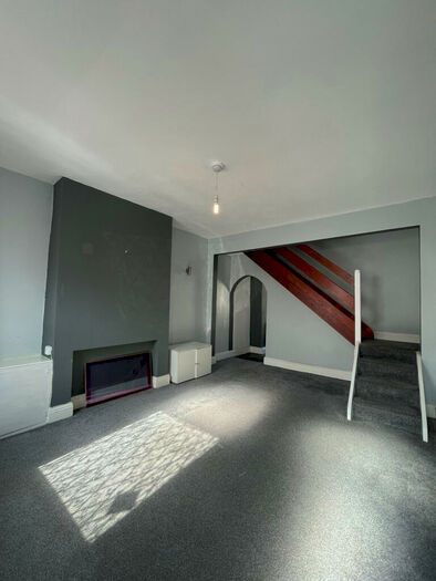 2 Bedroom House To Rent In Dall Street, Burnley, BB11