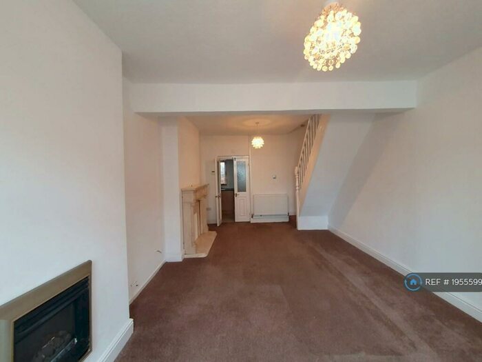2 Bedroom End Of Terrace House To Rent In Kiddman Street, Liverpool, L9
