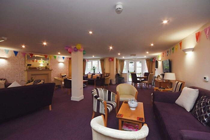 1 Bedroom Flat For Sale In Chinnerys Court, Braintree, CM7