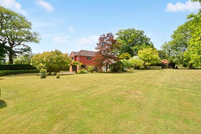 4 Bedroom Detached House For Sale In Bognor Road, Broadbridge Heath, Horsham, RH12
