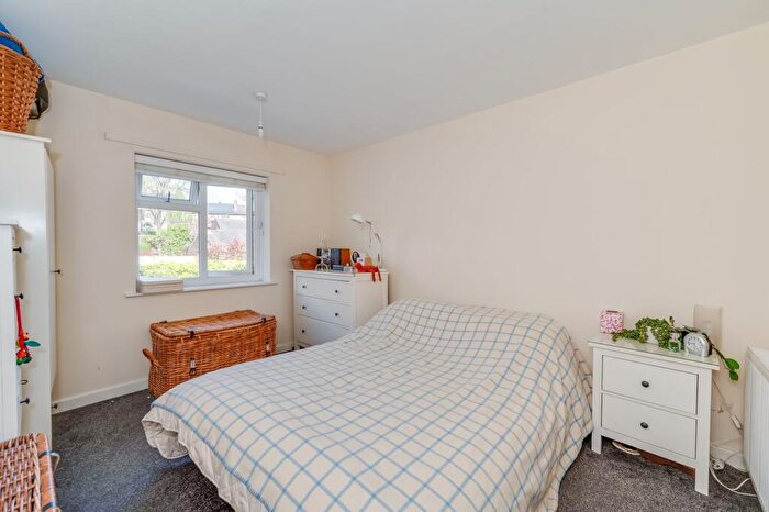 2 Bedroom Flat For Sale In Sterndale Road, Millhouses, S7